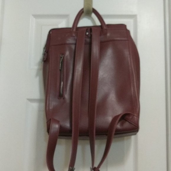 Matt and Nat backpack - Picture 4 of 10